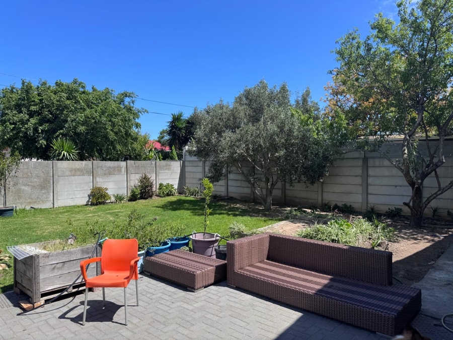 To Let 3 Bedroom Property for Rent in Strand North Western Cape